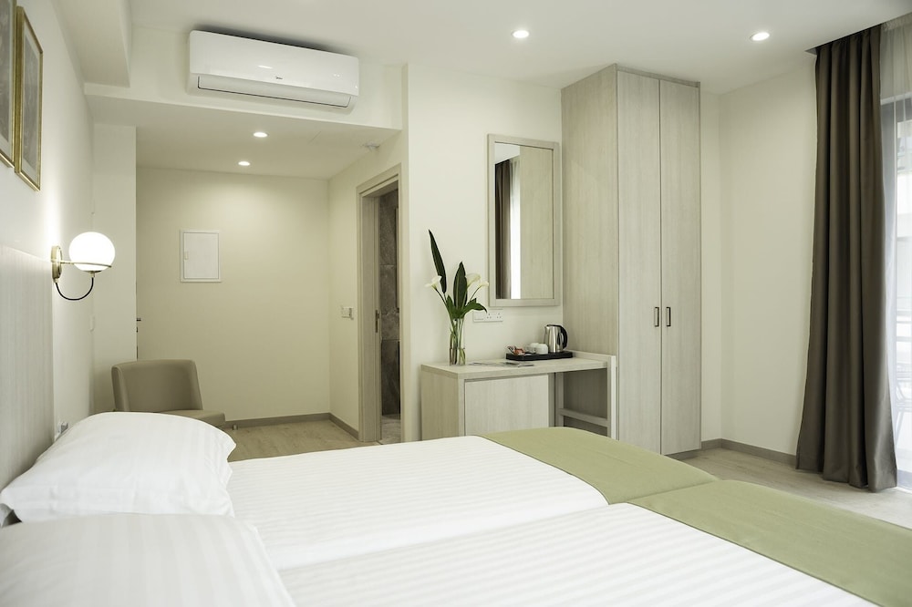 Roseum Boutique Hotel 14/50