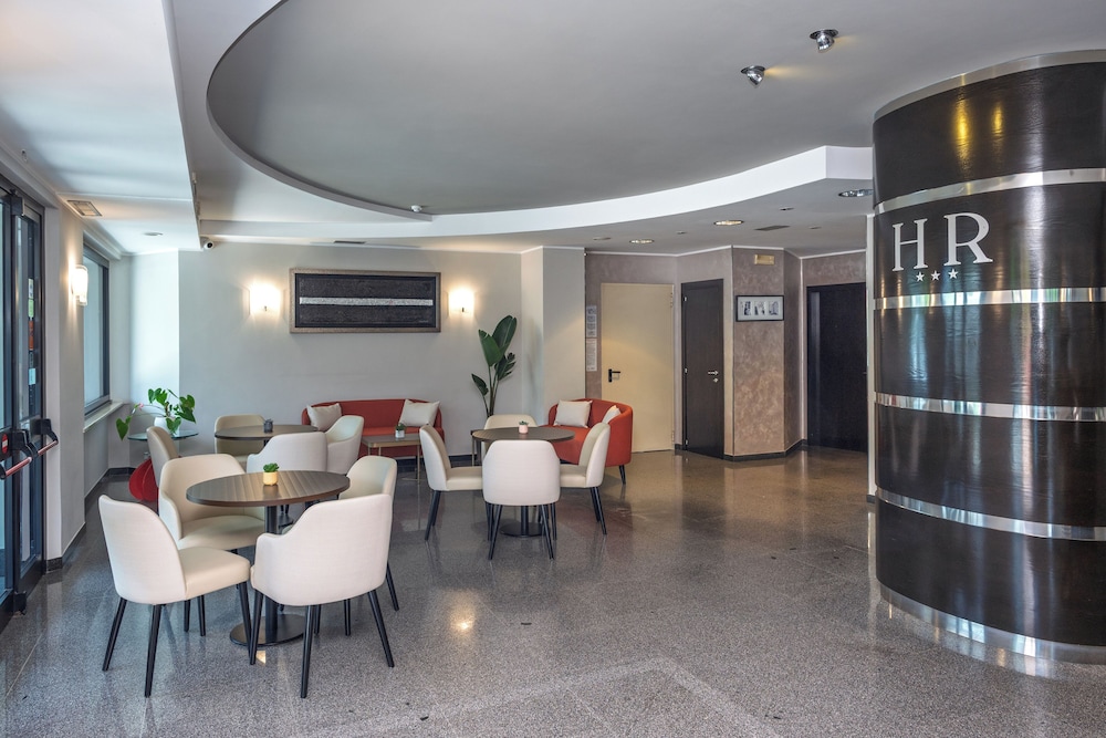 Hotel Riviera 33/46