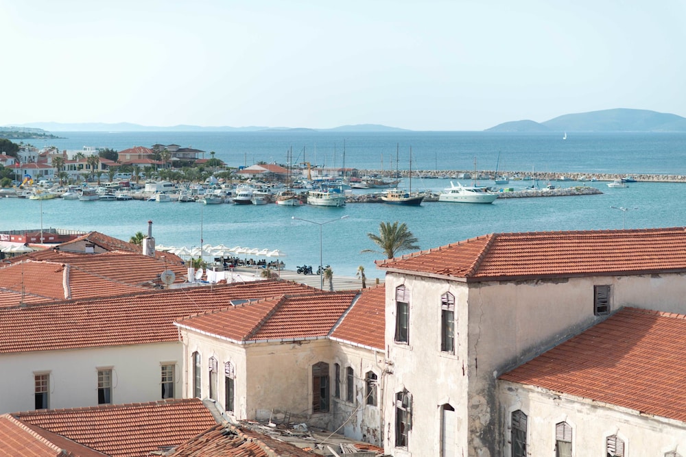 Ileri Hotel & Apartments 39/49
