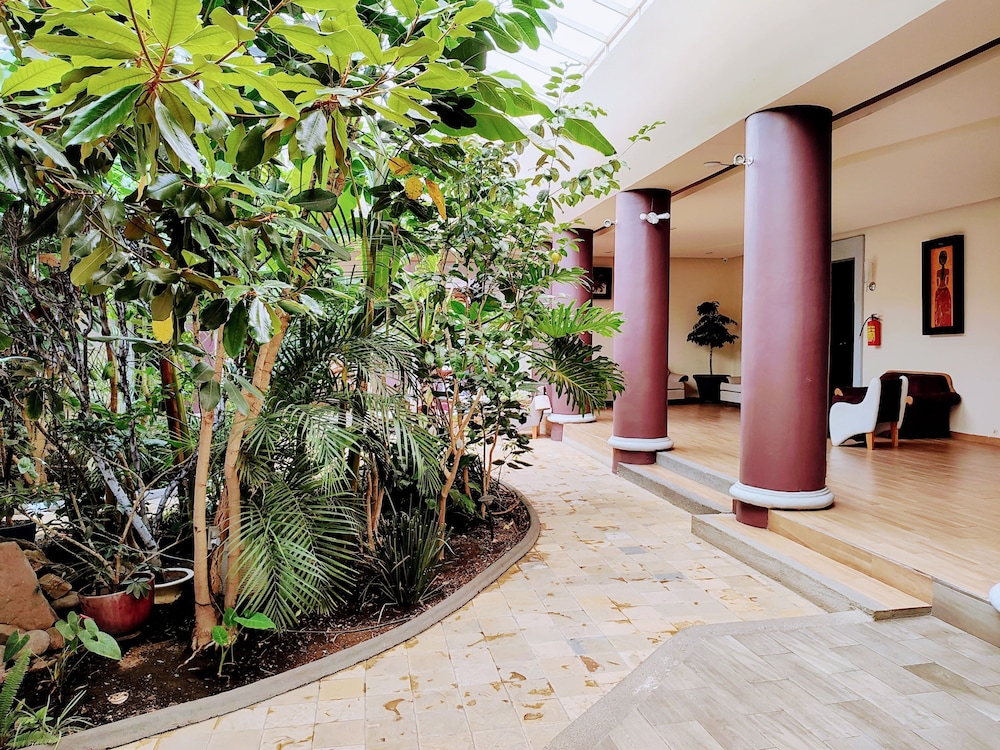 JARDINES DEL CENTRO 41/50