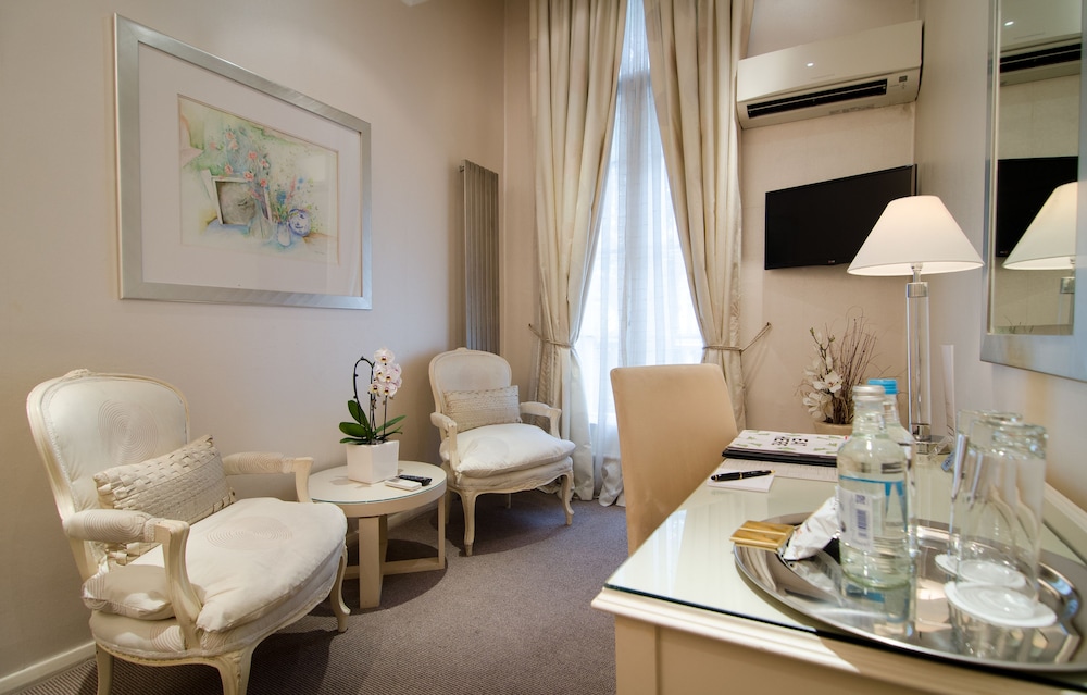 The Beaufort Knightsbridge 36/41