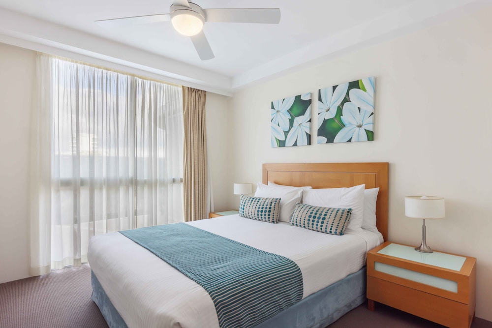 Aqua Vista Resort 7/50