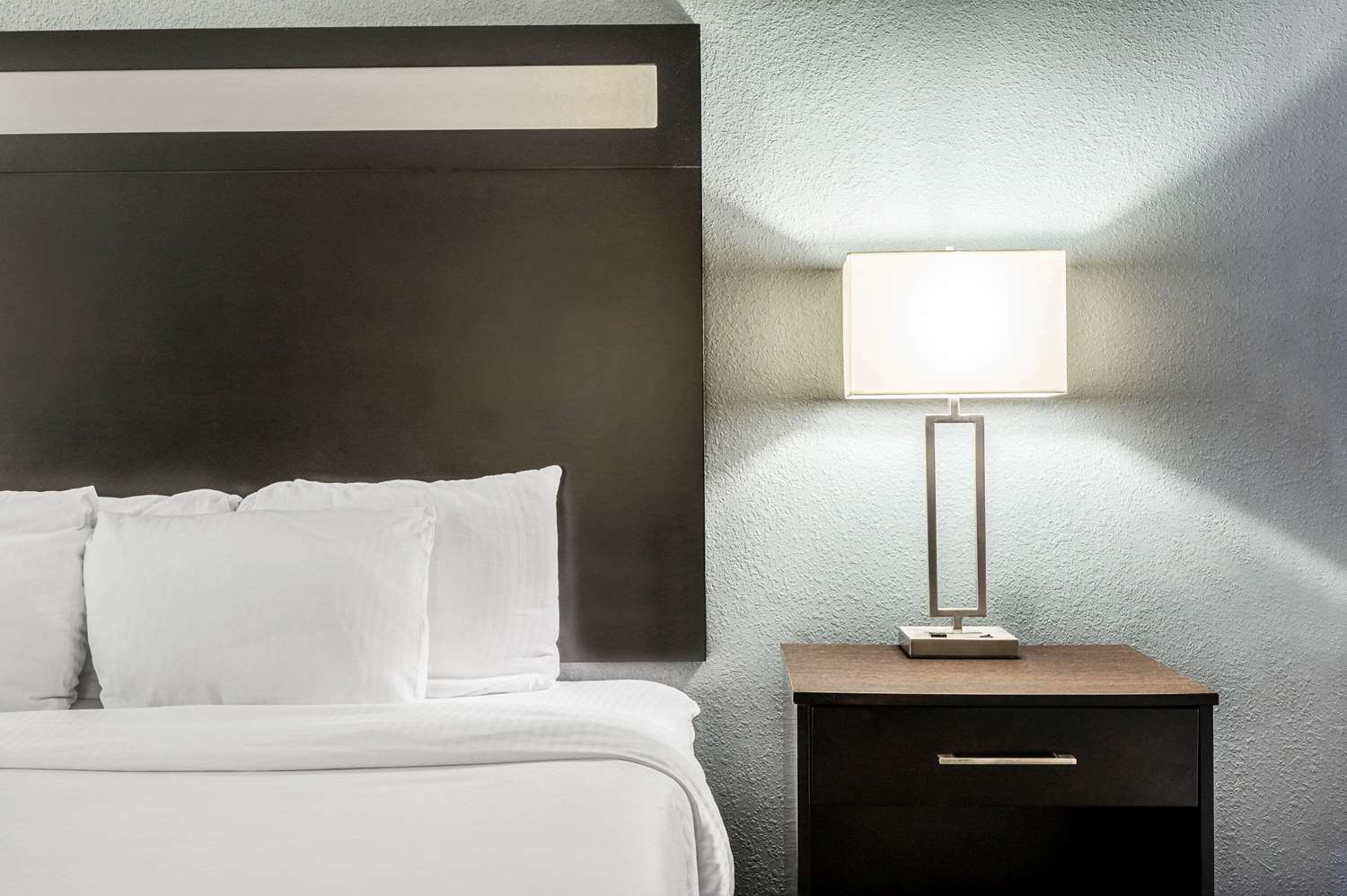 La Quinta Inn & Suites by Wyndham Glendive 30/56
