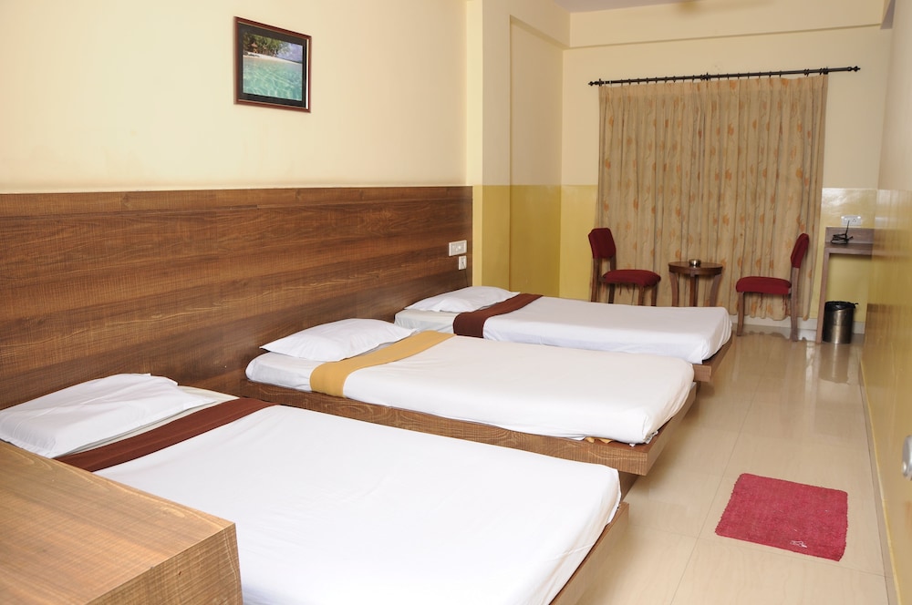 SUVARNA RESIDENCY 9/46