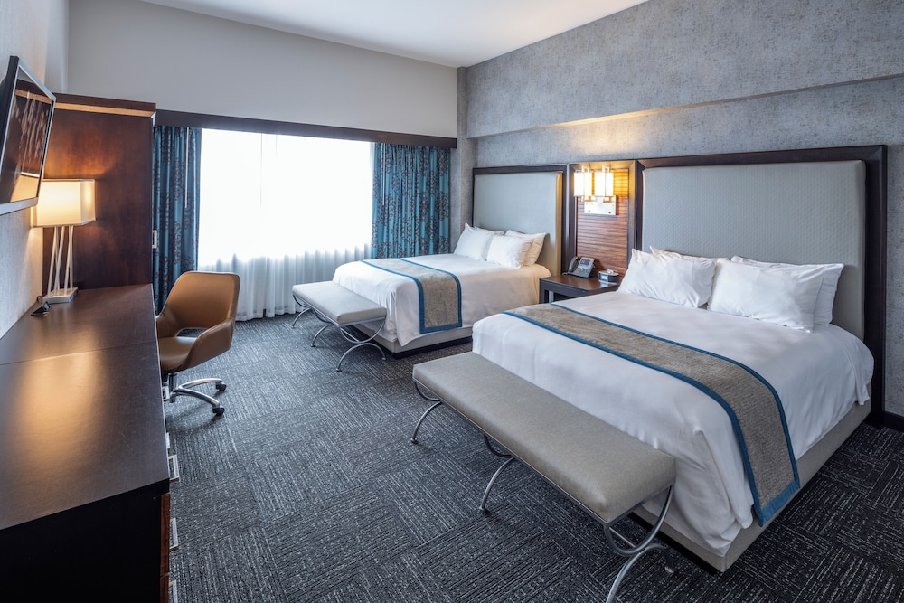 Akwesasne Mohawk Casino Resort 12/36