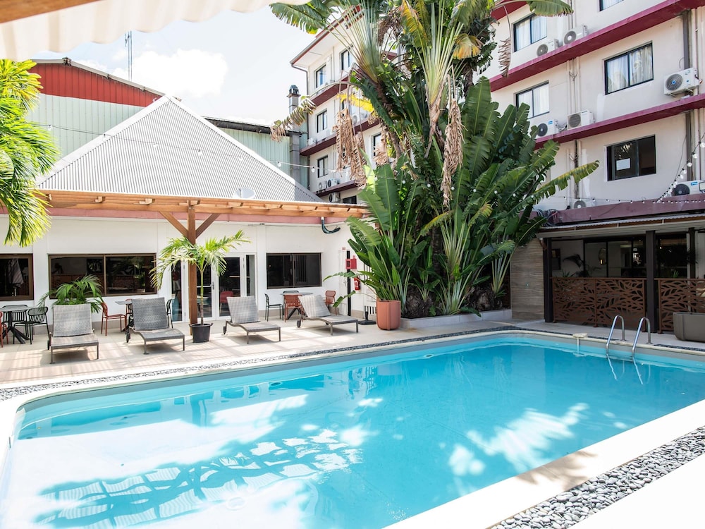ibis styles cayenne centre amazonia 44/50
