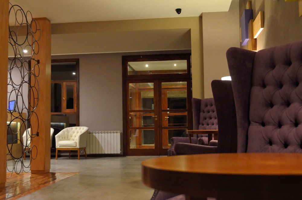 Boutique Hotel And Cabanas Bosque de Nahuel 46/78