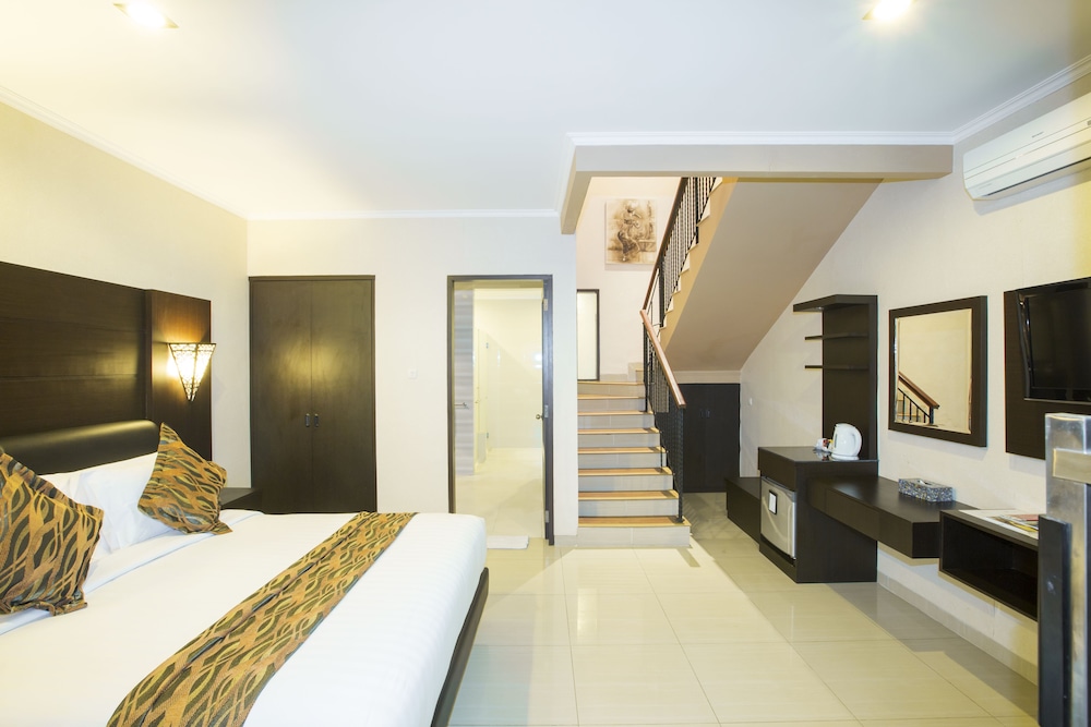 Flamingo Dewata Suite 34/87