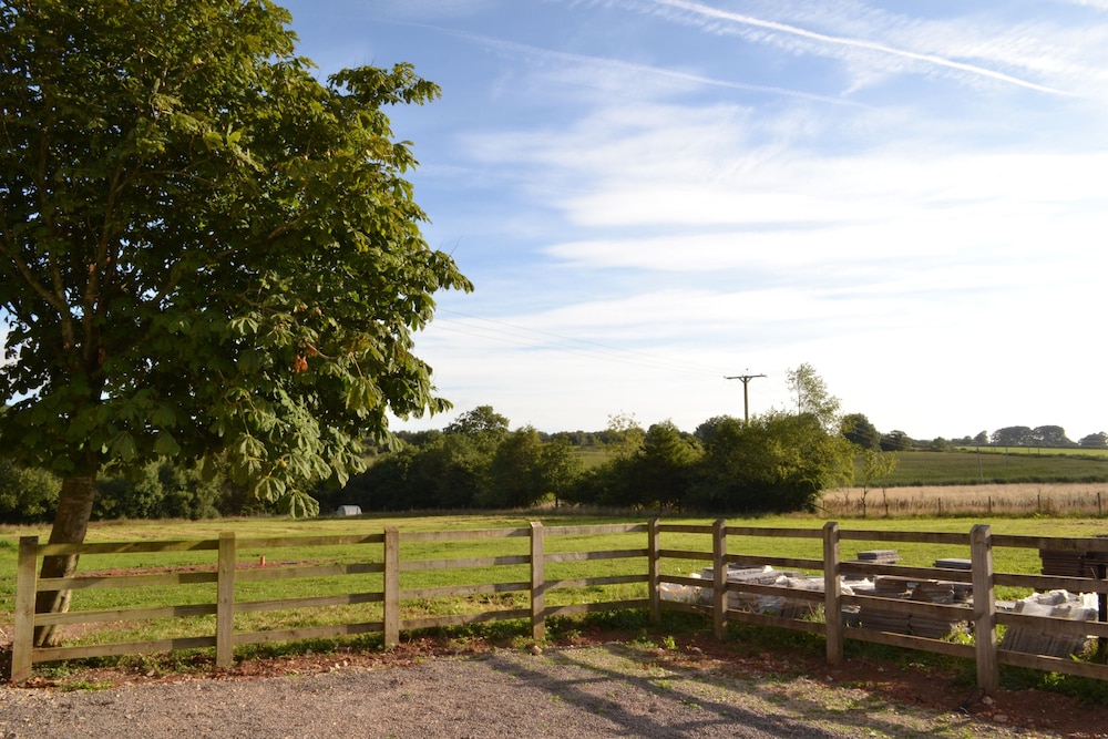 Hillcroft Self Catering 38/50