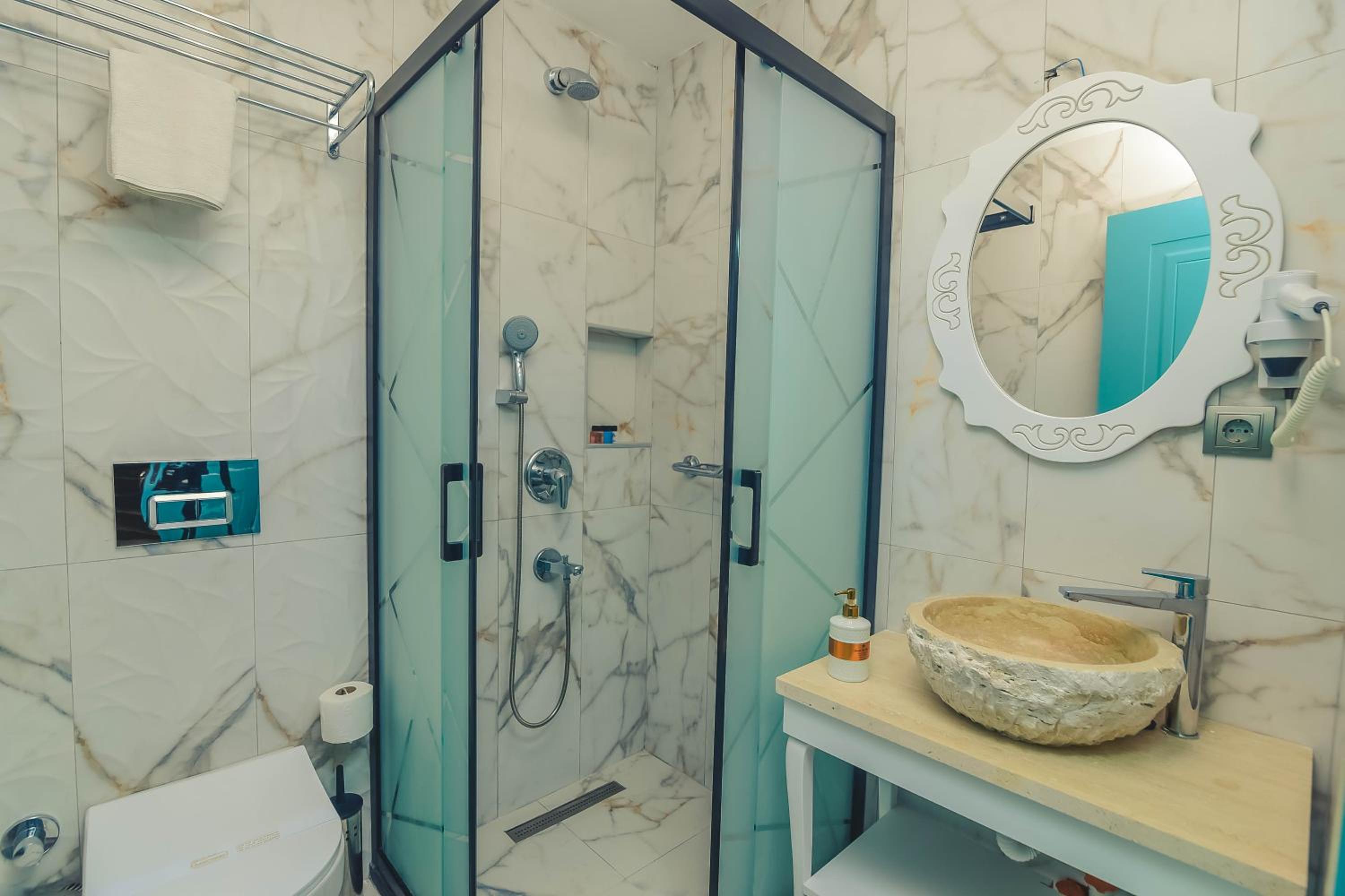 غرفة سوبيريور ثلاثية، Bedirhan Konak Otel 10/10