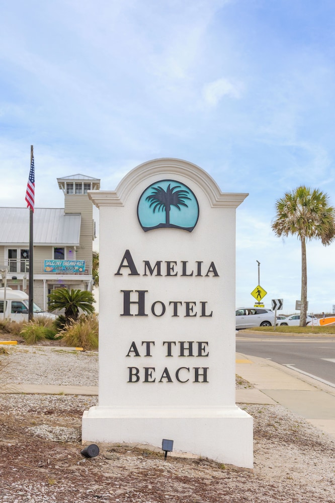 Amelia Hotel at the Beach 9/71