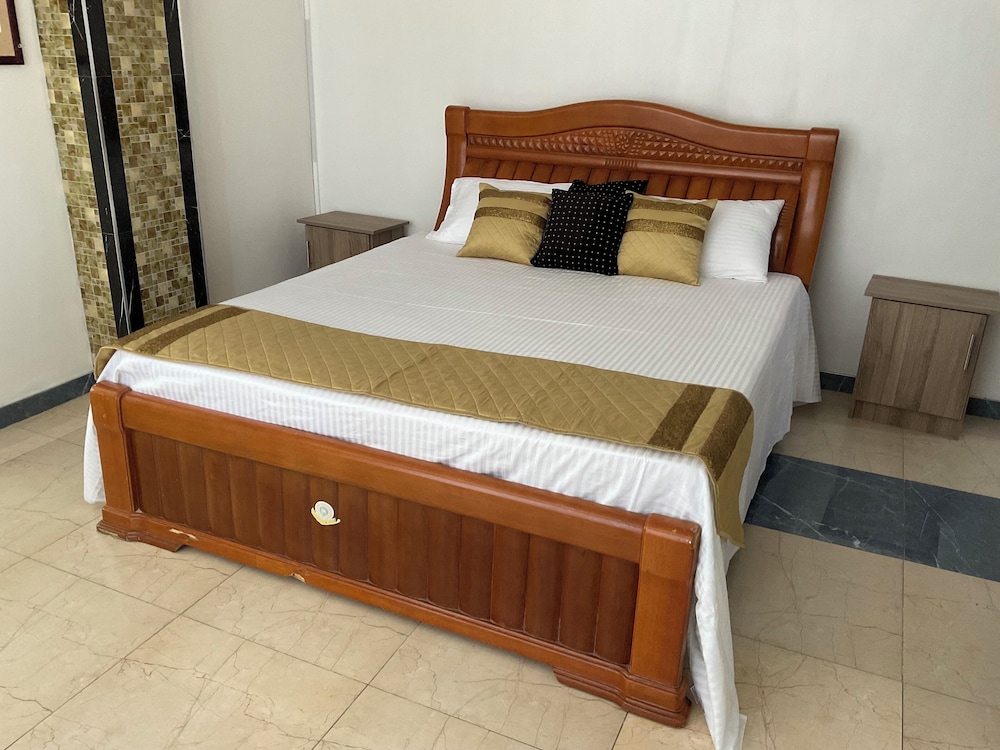 غرفة كومفورت بسرير كوين، Mahe Holiday Resort 2/4