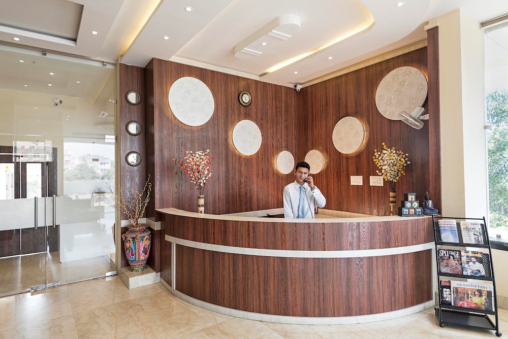 Regenta Inn Larica Ct 14/68