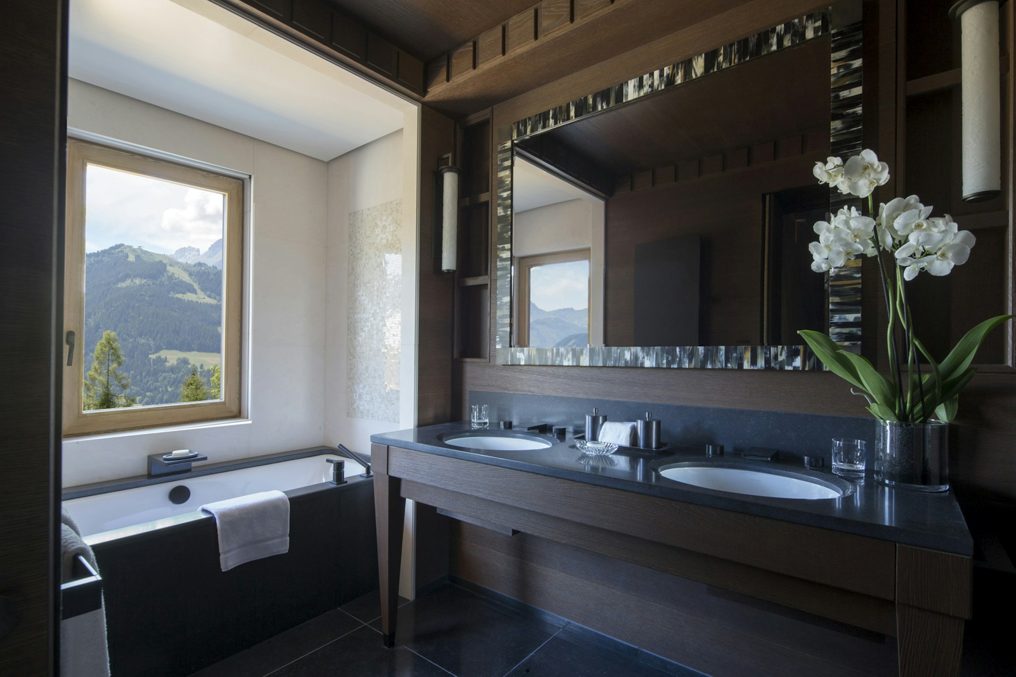 Four Seasons Hotel Megeve 24/24