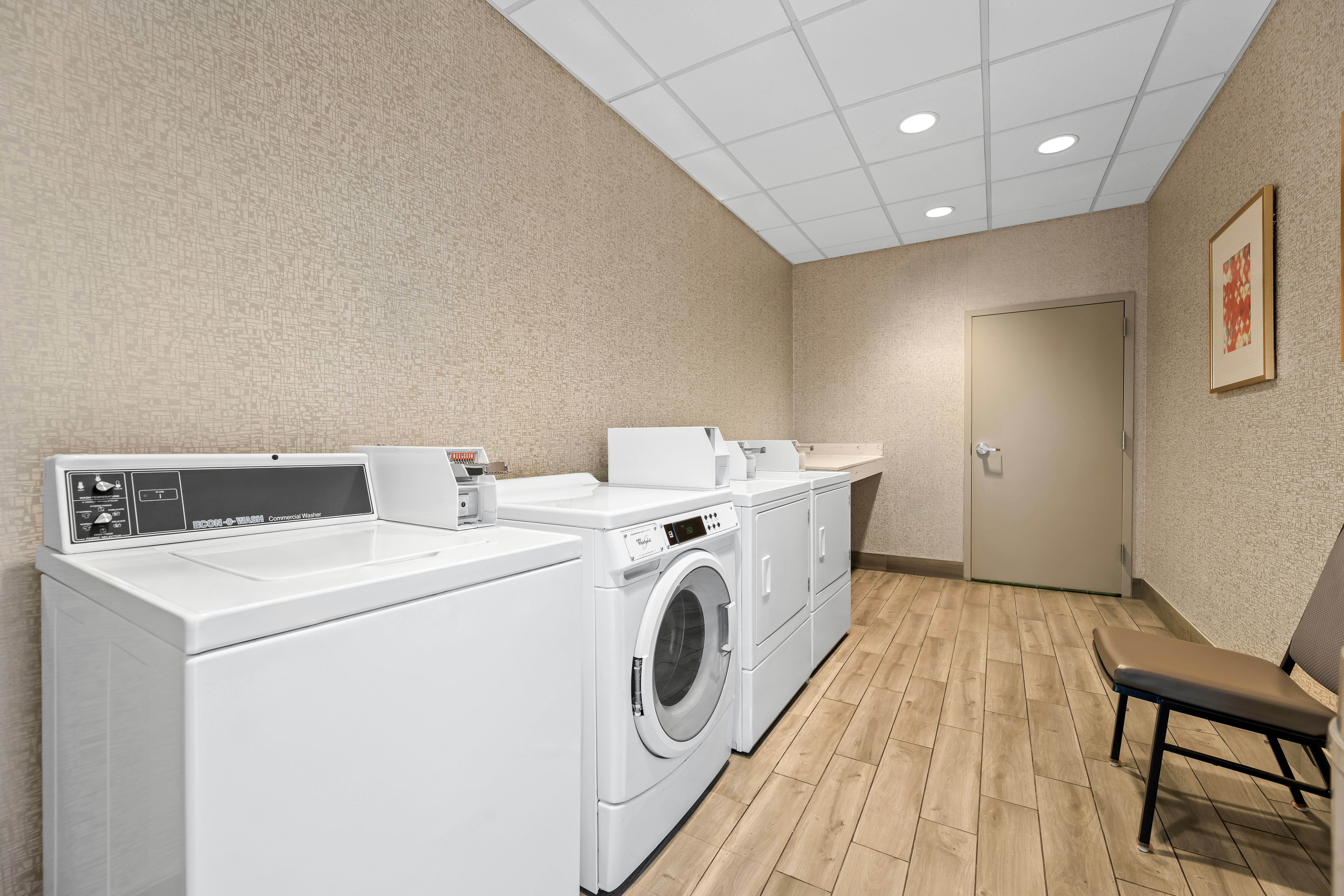 HAMPTON INN PARAGOULD 35/40