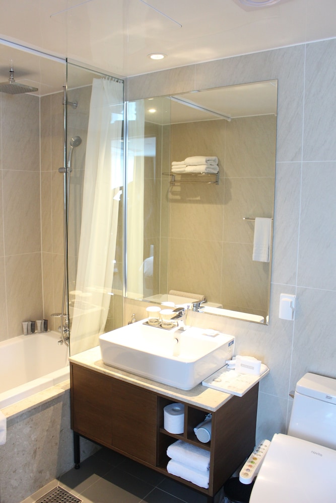 Ramada Encore By Wyndham Busan Haeundae 20/43