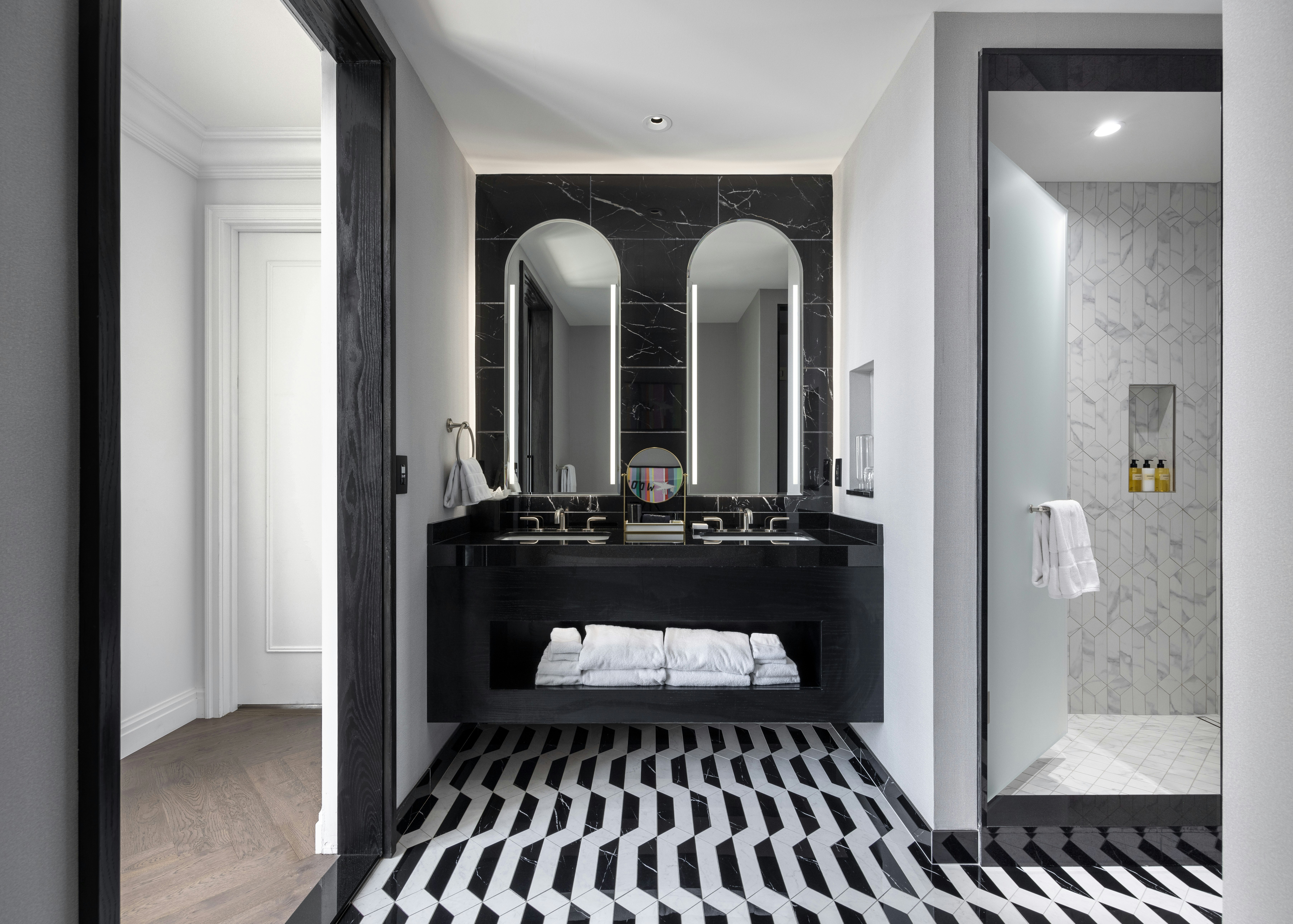 Daxton Hotel Birmingham, Curio Collection by Hilton 17/17