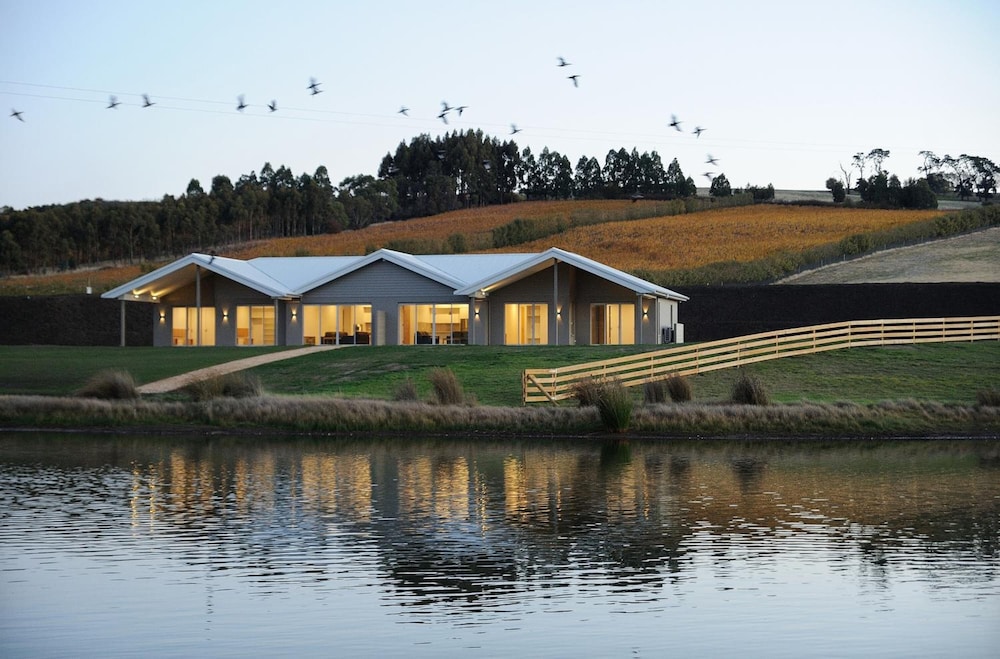Relbia Lodge 25/28