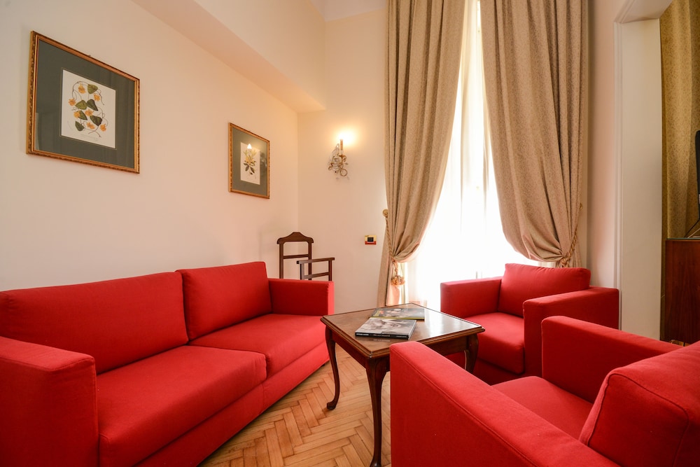 Vittoria Hotel 50/75