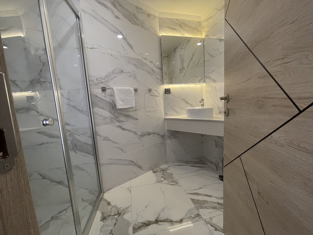 Le Luxe Suites Hotel & Spa 47/50
