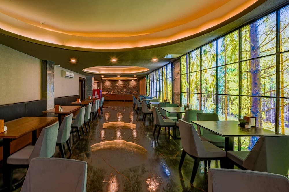 Lupo Libero Hotel 40/50