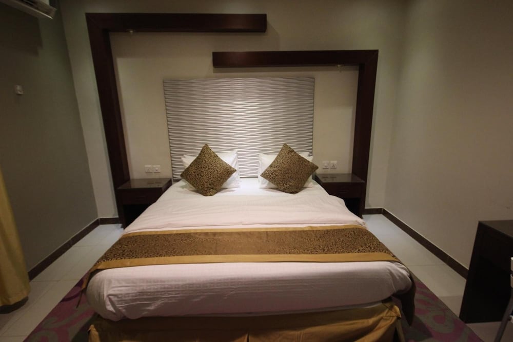 أجنحة طوق(Tooq Suites) 23/50