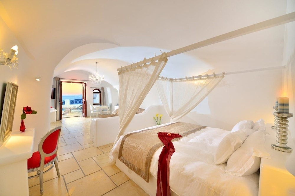Absolute Bliss Imerovigli Suites 26/63