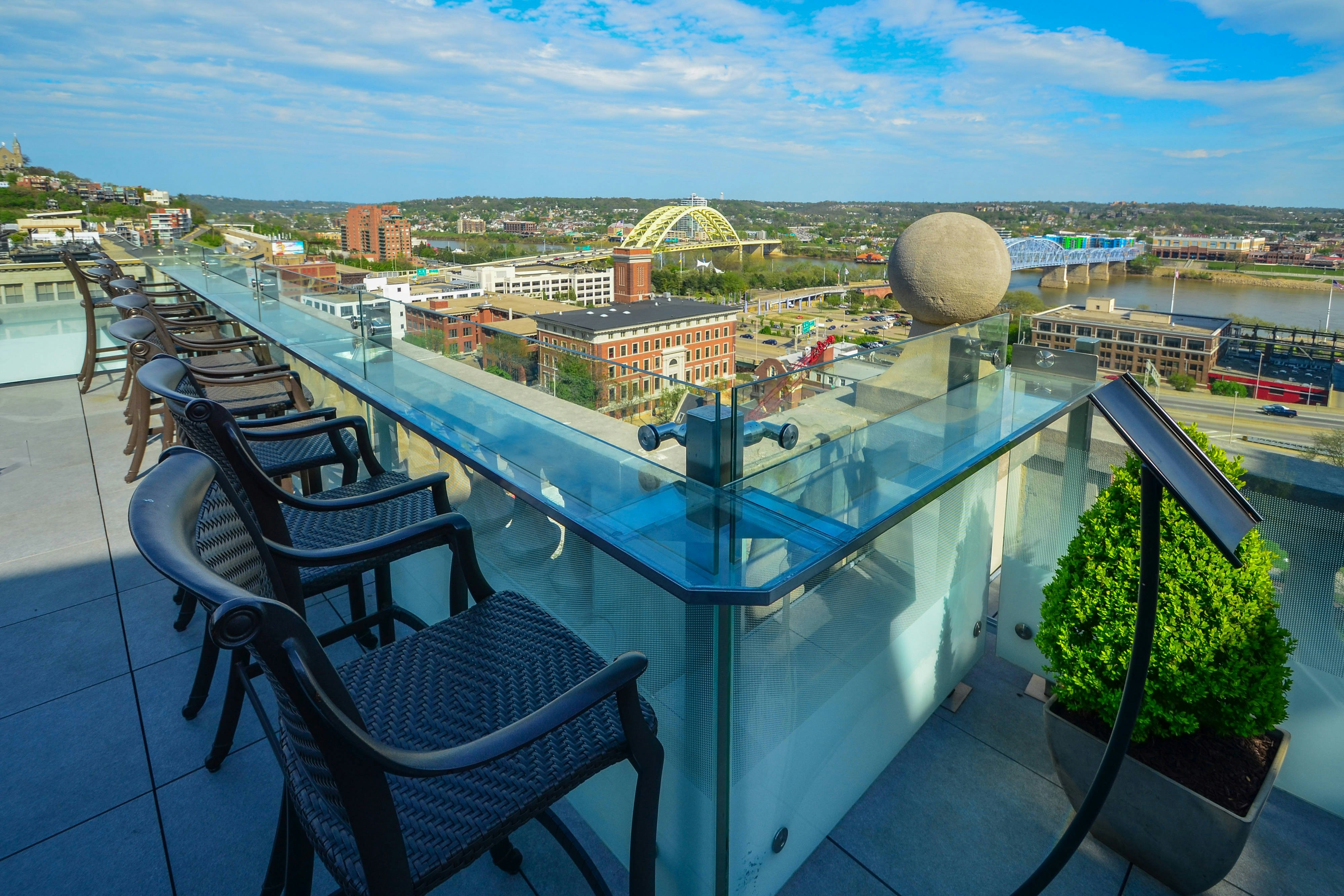 Residence Inn by Marriott Cincinnati Downtown/The Phelps 23/24
