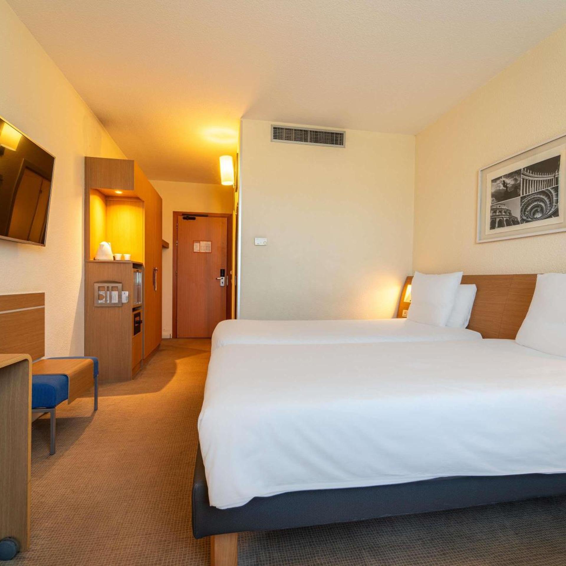 غرفة بسريرين منفصلين، Novotel Roma Est 8/10
