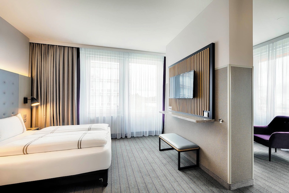 ROOM, DOUBLE BED, ACCESSIBLE