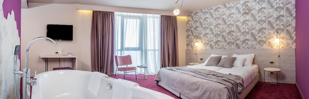 Priska Med Luxury Rooms 28/77