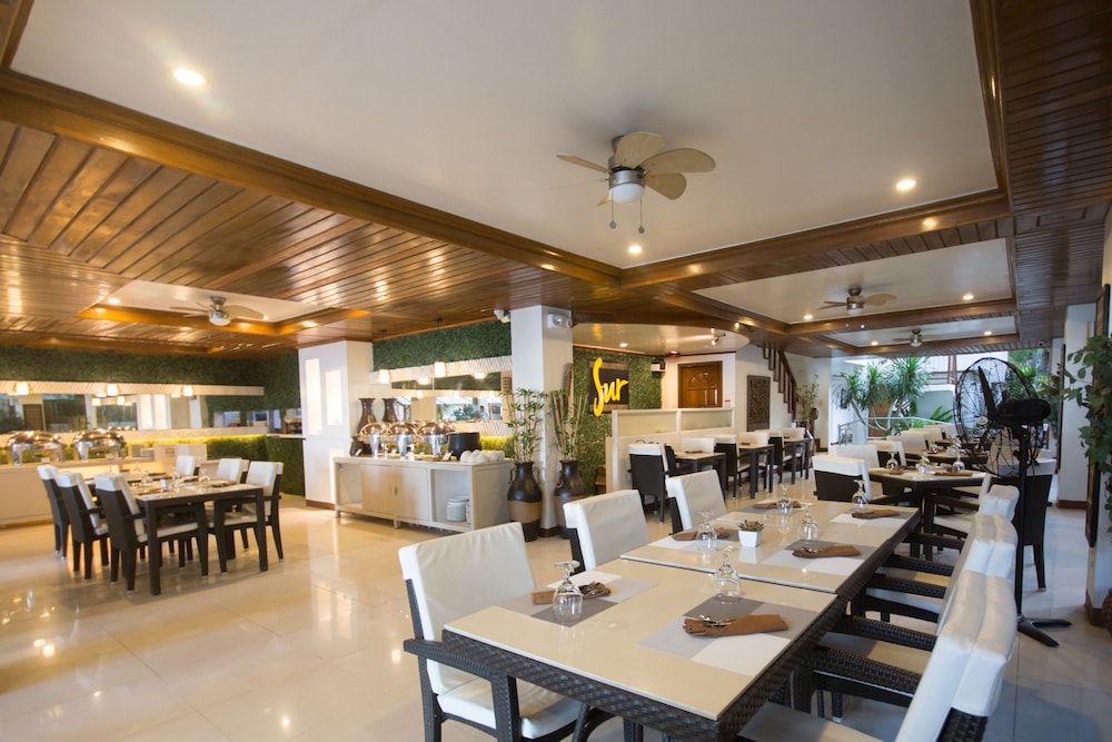 Sur Beach Resort Boracay 49/70