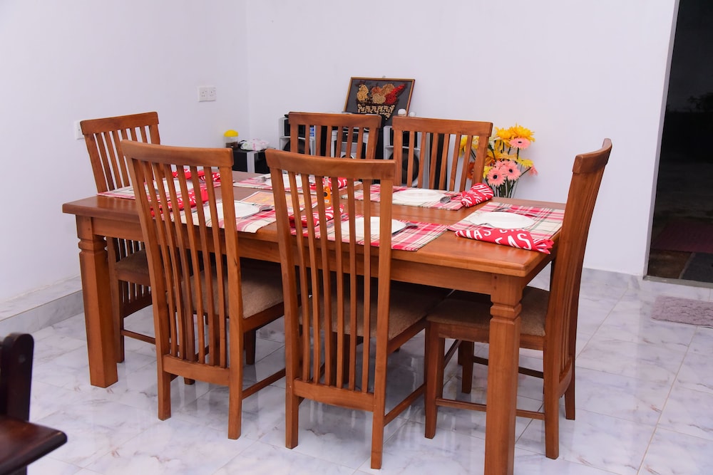 White Villa Airport Transit Hotel 34/45