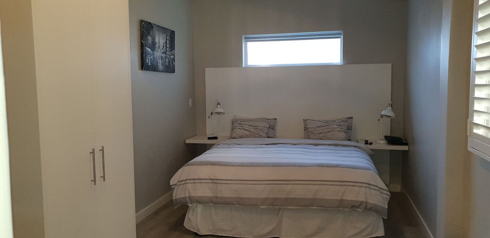 Umhlanga Lodge - Adults Only 5/43