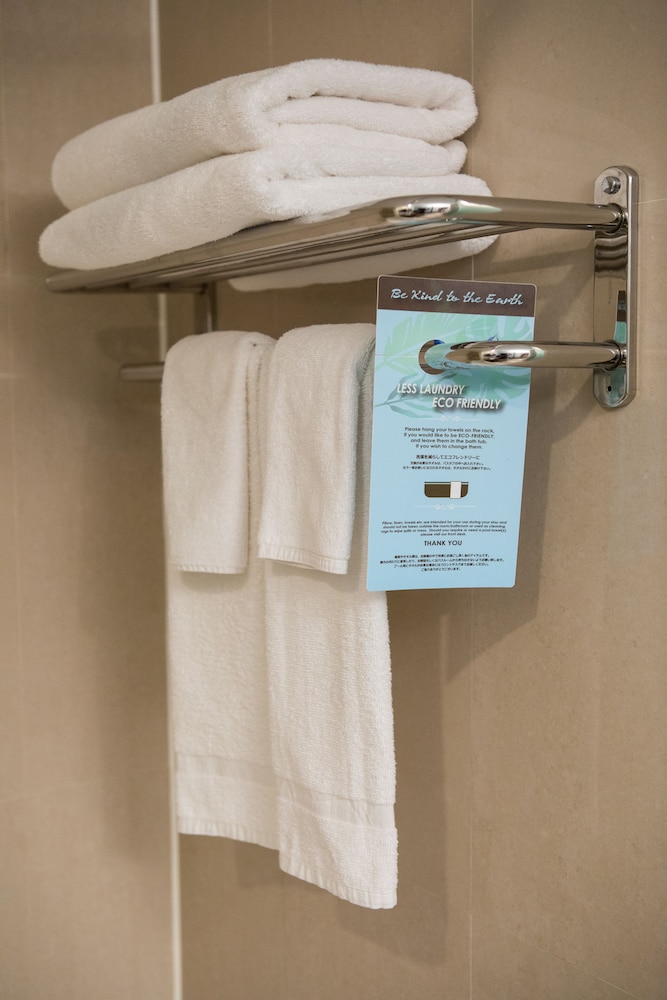 Guam Plaza Resort & Spa 35/69