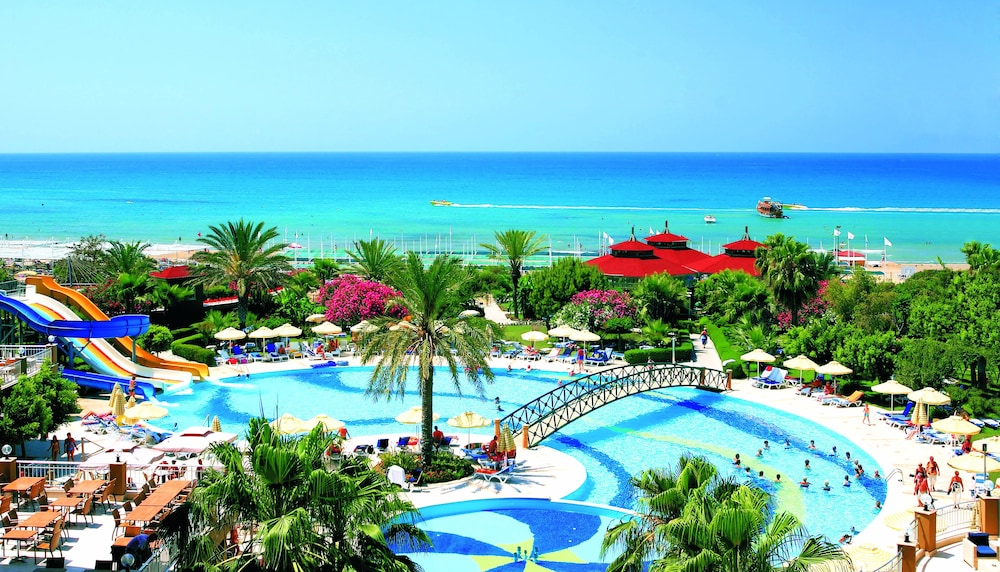 Terrace Beach Resort 31/35