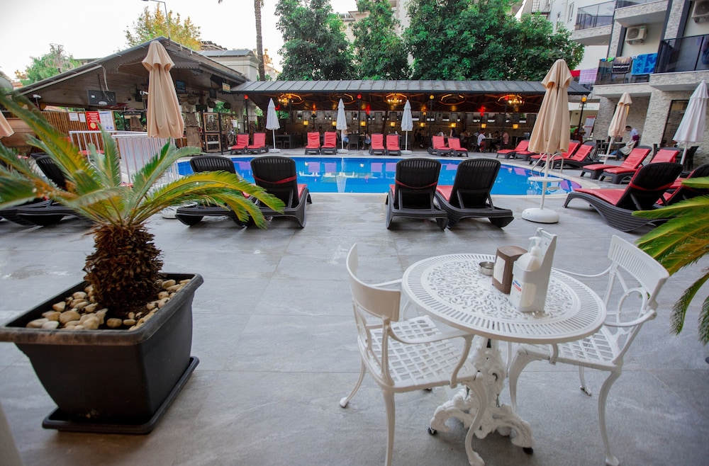Kleopatra Fatih Hotel 38/50
