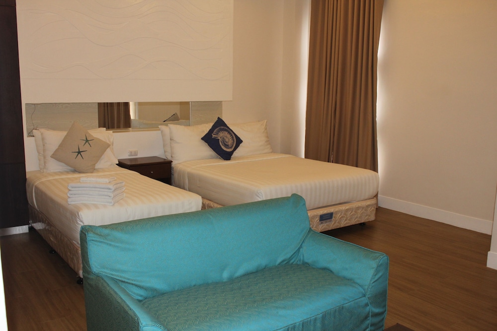 FAMILY SUITE, PARK VIEW