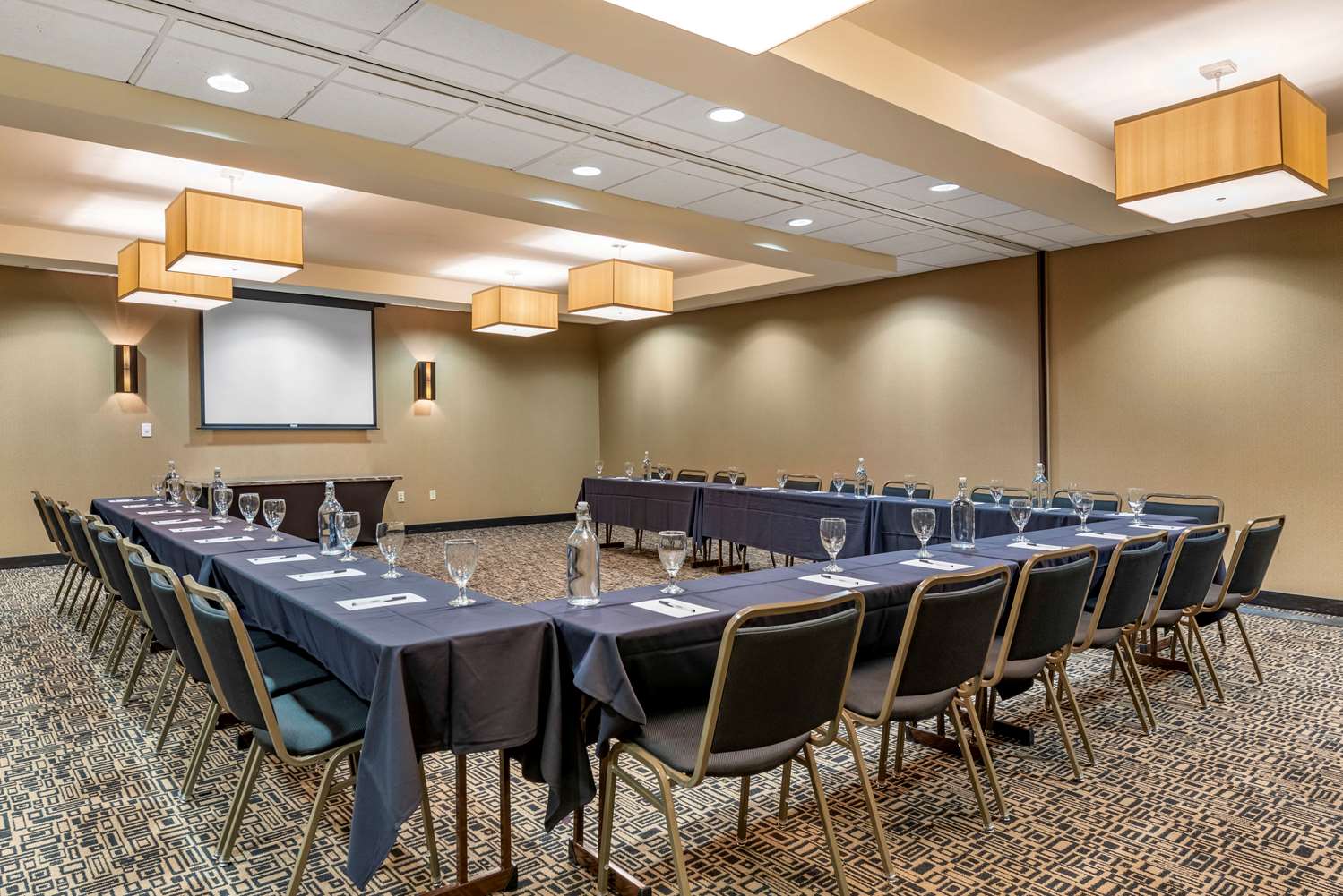 Wyndham Noblesville 20/24