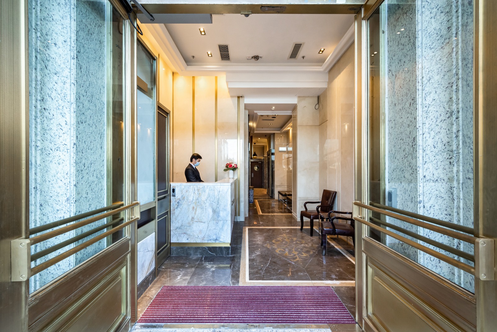 Lander Grand Hotel 7/72