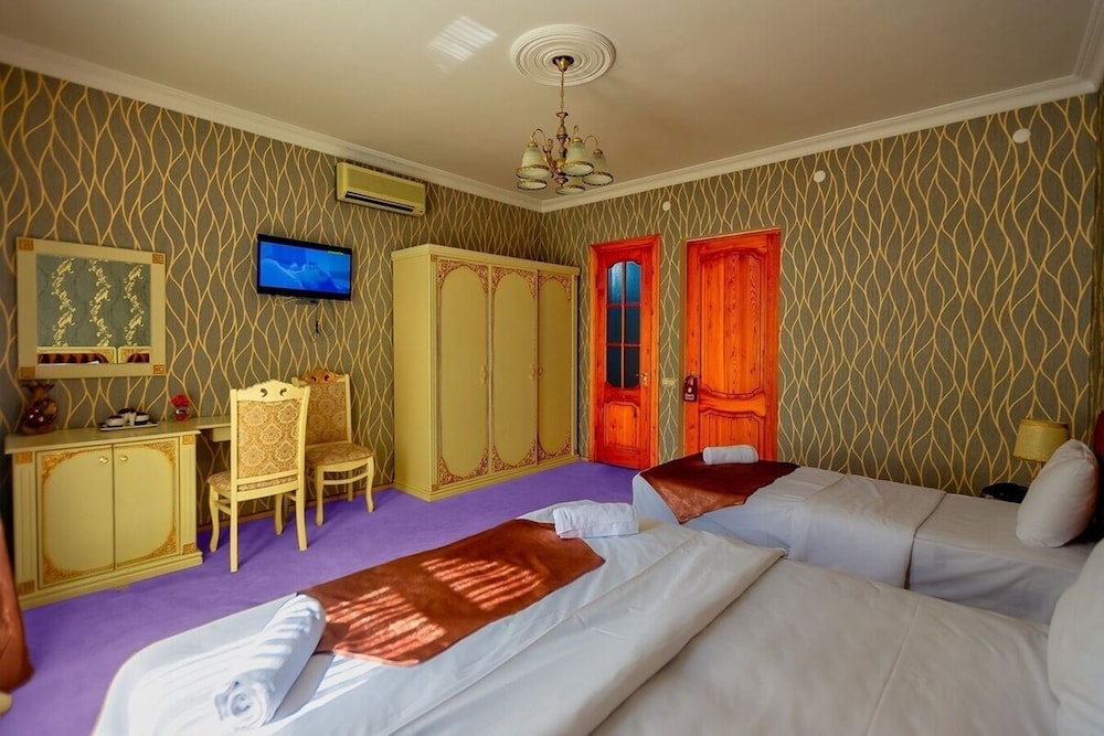 Iva Old City Hotel 13/50
