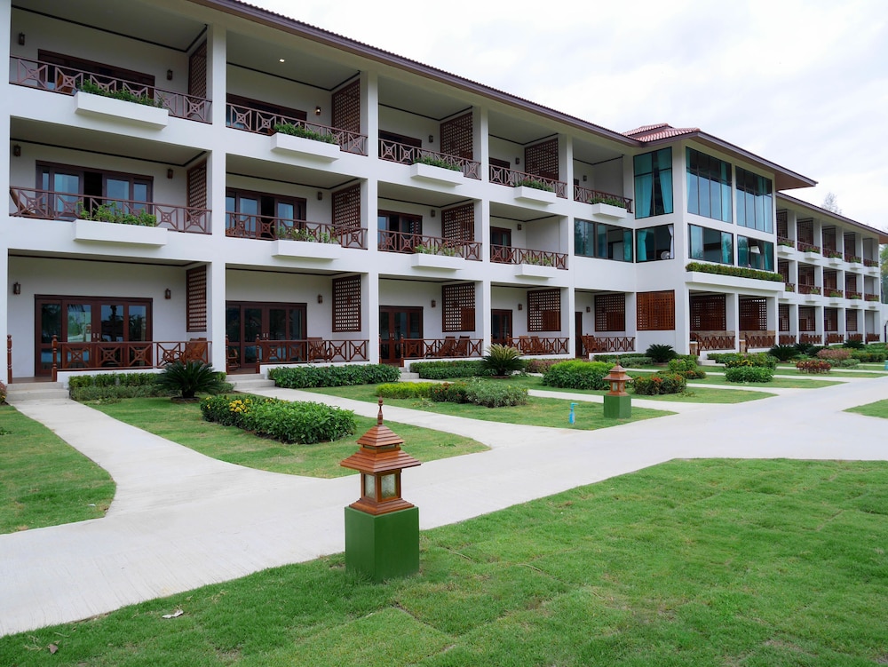 The Sunset Beach Resort Koh Kho Khao 45/50