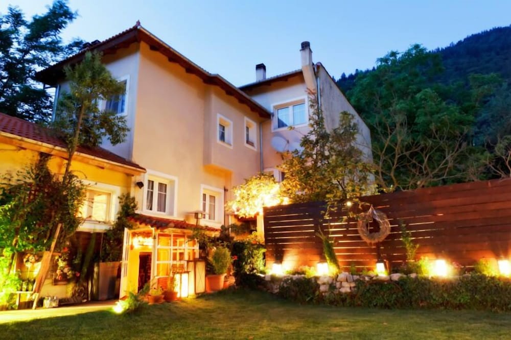 Anerada Inn Boutique Hotel 1/42