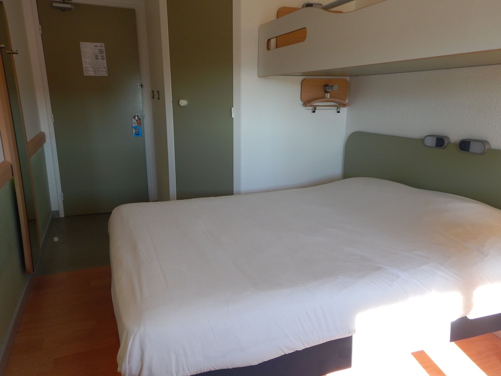 Ibis Budget Clermont Ferrand Sud Aubiere 29/63