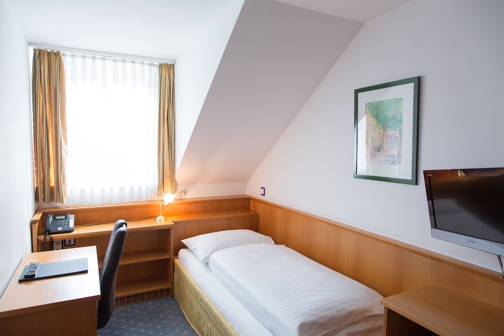 Lilienhof Hotel 4/25