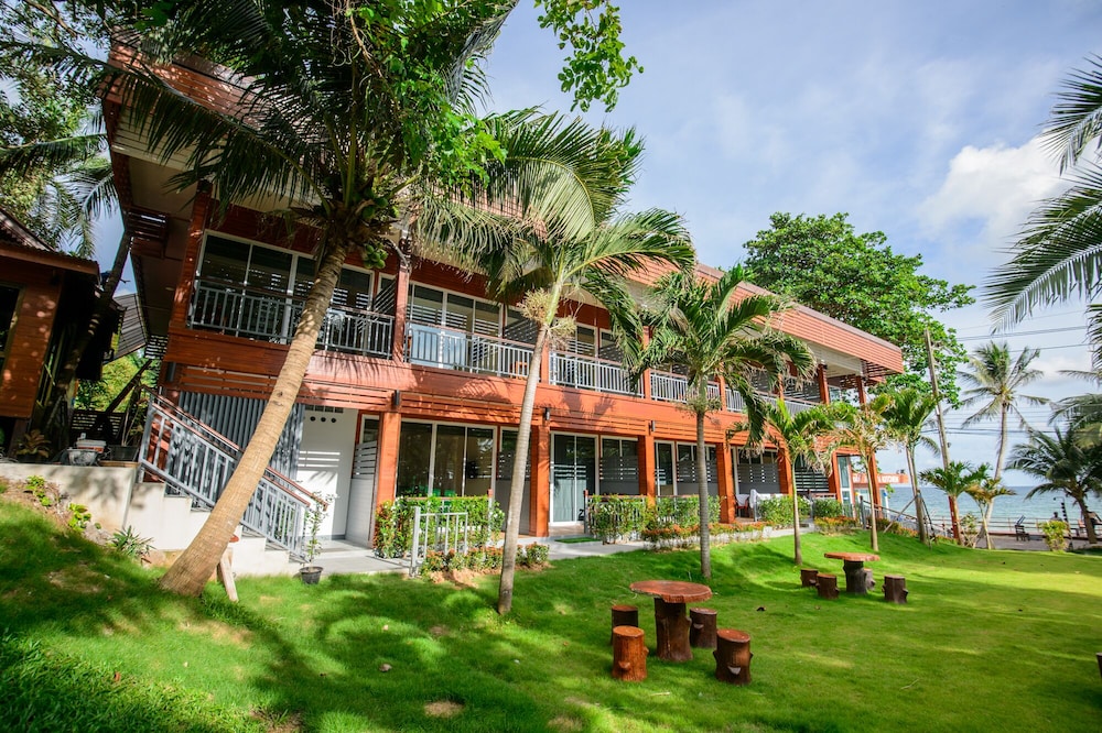 Baansuan Aokhai Beach Resort 41/51