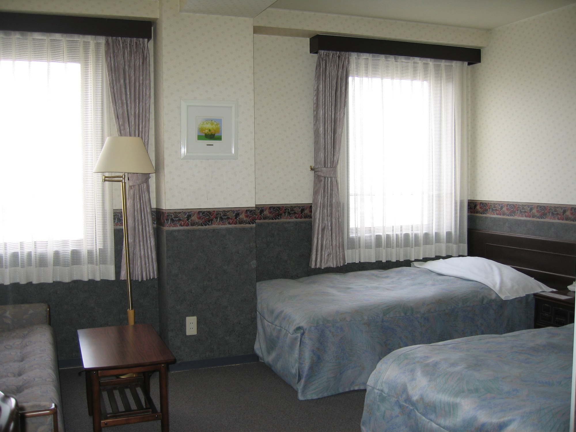 ROOM, TWIN BEDS, CITY VIEW