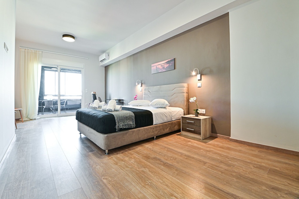 Thisean Modern Suites 23/50