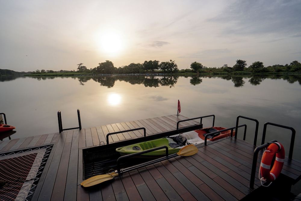 The Xcape River Kwai 28/50