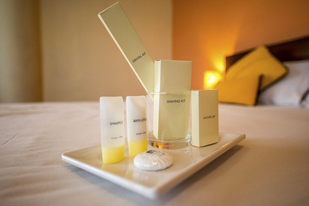 SUMMIT RESIDENCY AIRPORT HOTEL 26/48